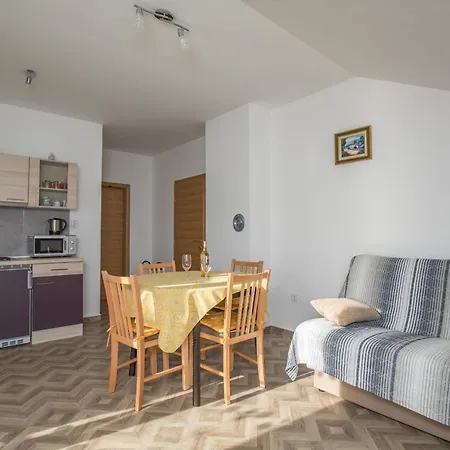 Apartment Maria Sukosan