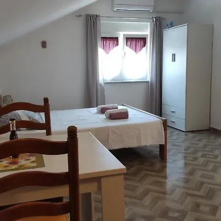 Apartment Maria Sukosan